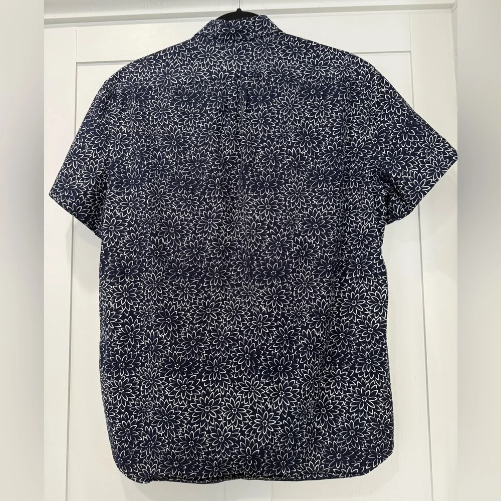 J. Crew Navy and White Floral Men's Shirt‎
